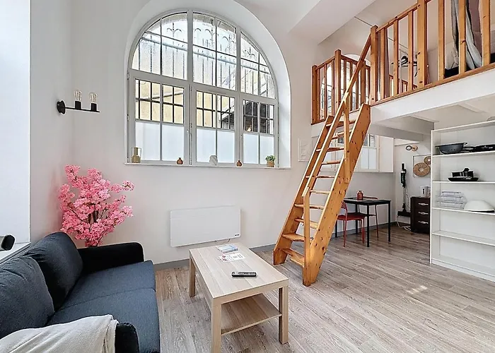 Apartamento Joli Rénové Avec Mezzanine Hyper Centre *