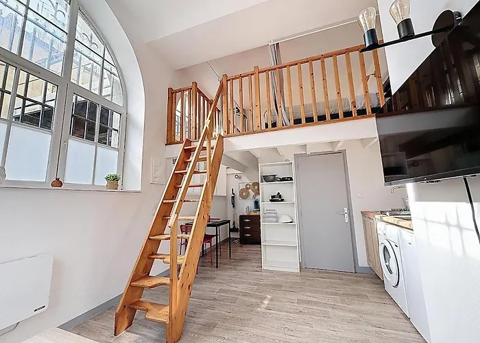 Joli Renove Avec Mezzanine Hyper Centre Apartment *